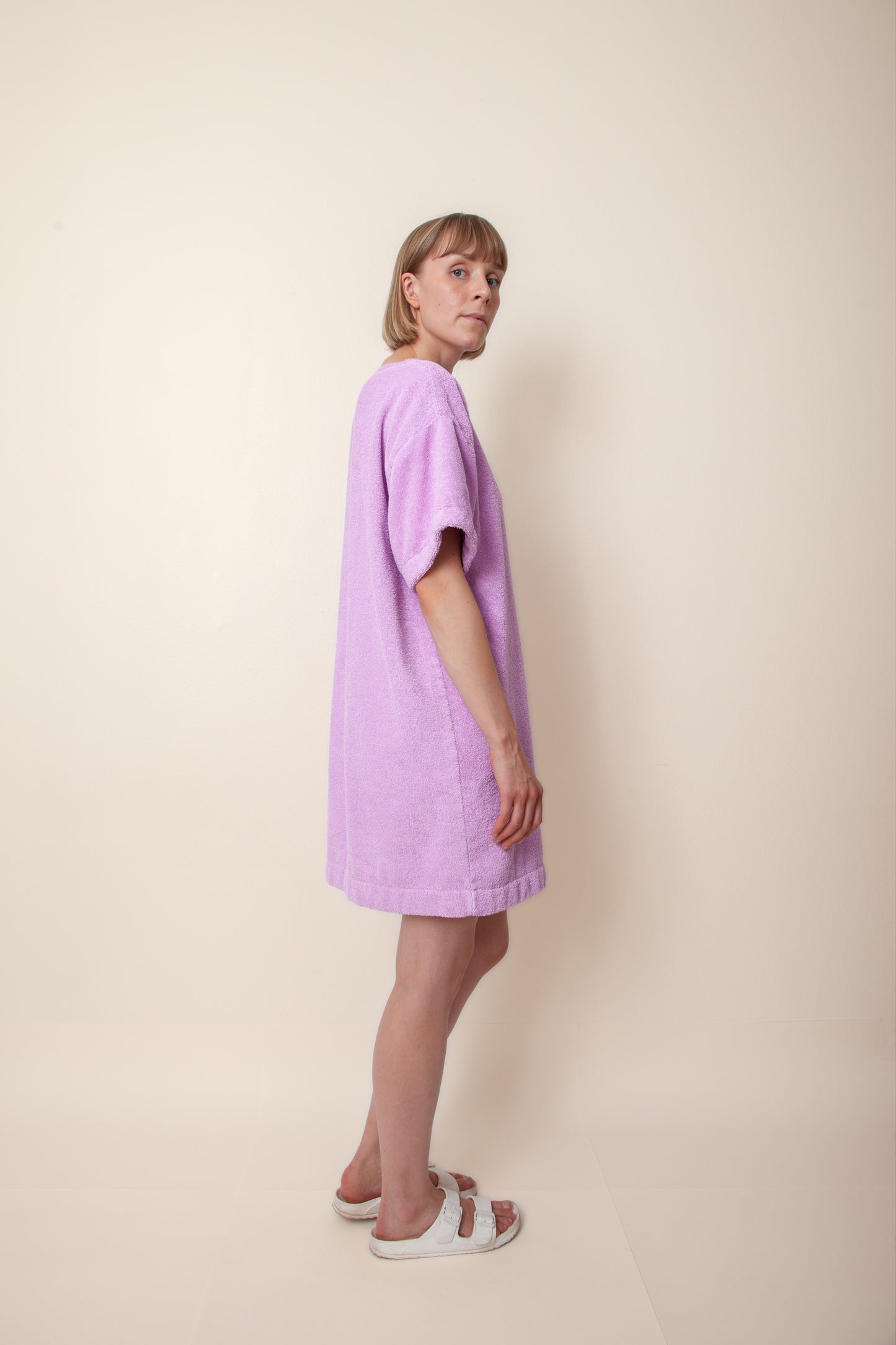 Unisex Overlong Terry Shirt in Lupine